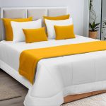 Cobre Pés Com Almofadas Amarelo